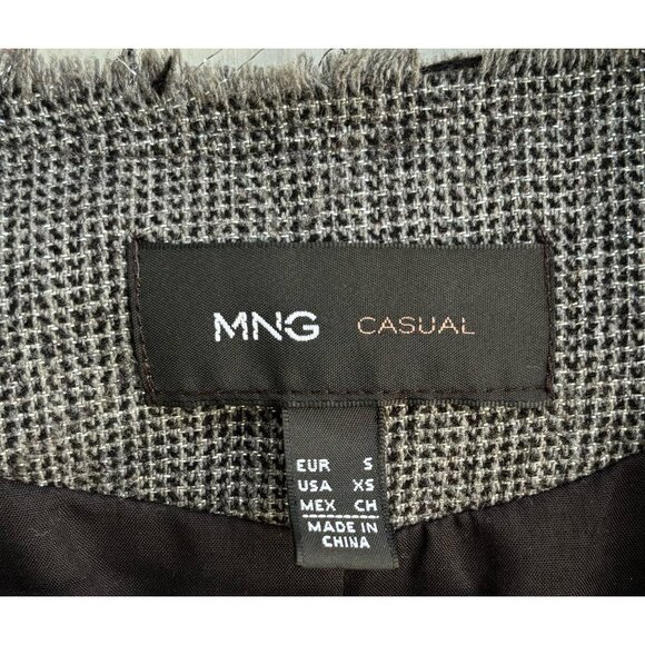 MNG Casual Womens Tweed Zipper Jacket - XS / S - Gray With Frayed Edges & Pocket - Picture 5 of 13